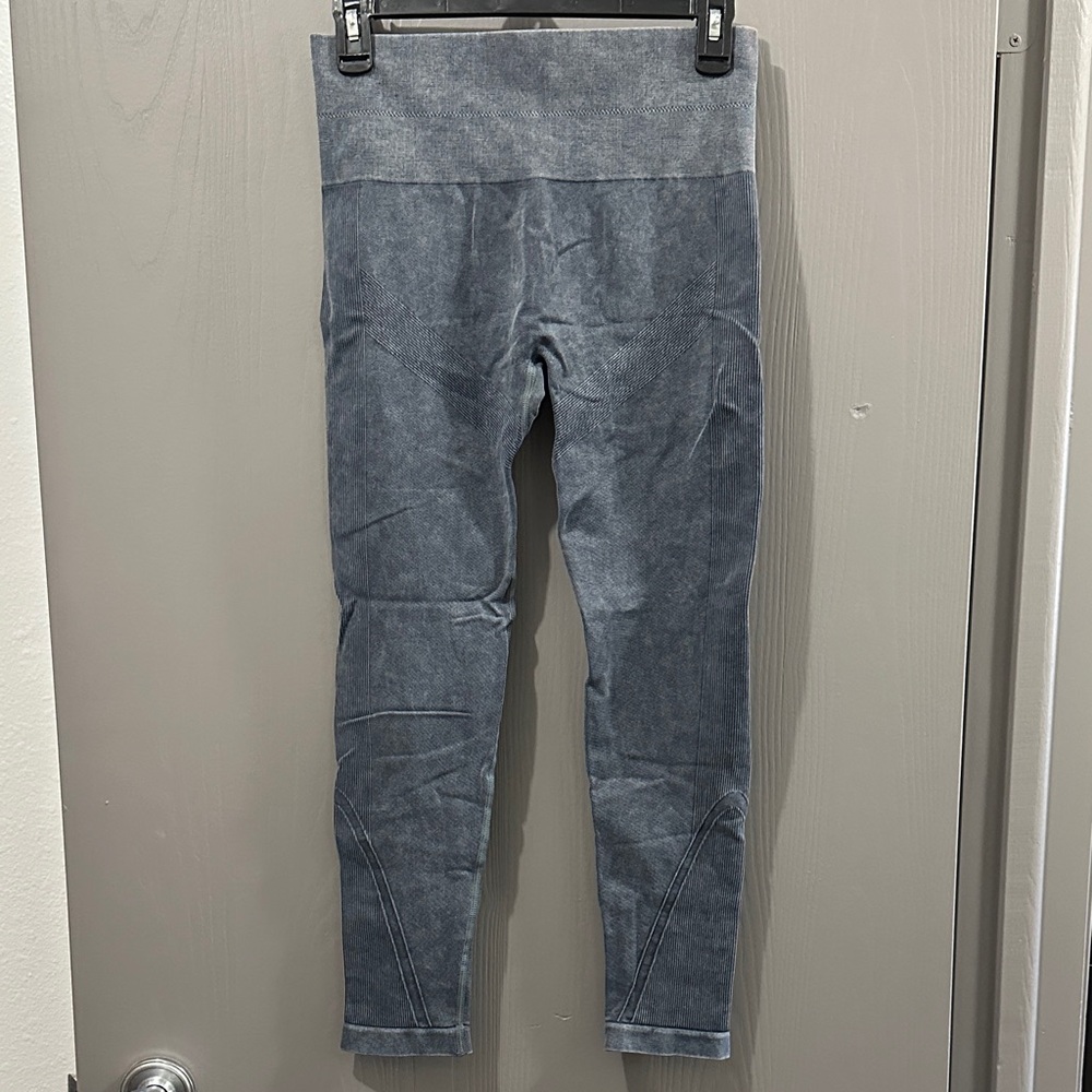 Women's Gray Leggings